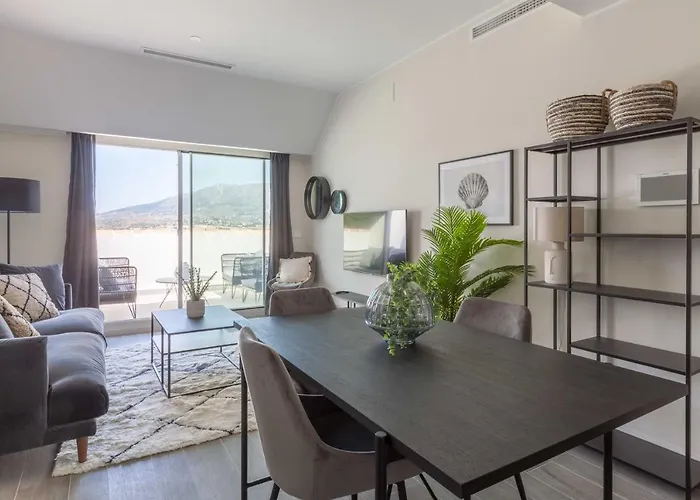 Castillo Sohail Penthouse By Costarentals- Ref 147 Apartment